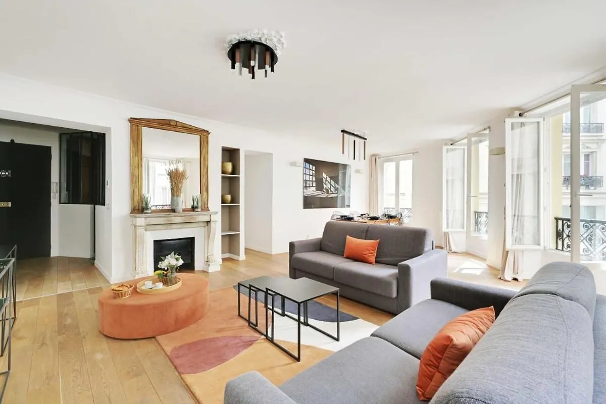 Renovated And Modern 4bd For 12 Guests Paris