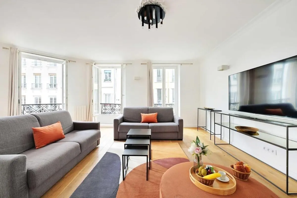 Renovated And Modern 4bd For 12 Guests Apartment *
